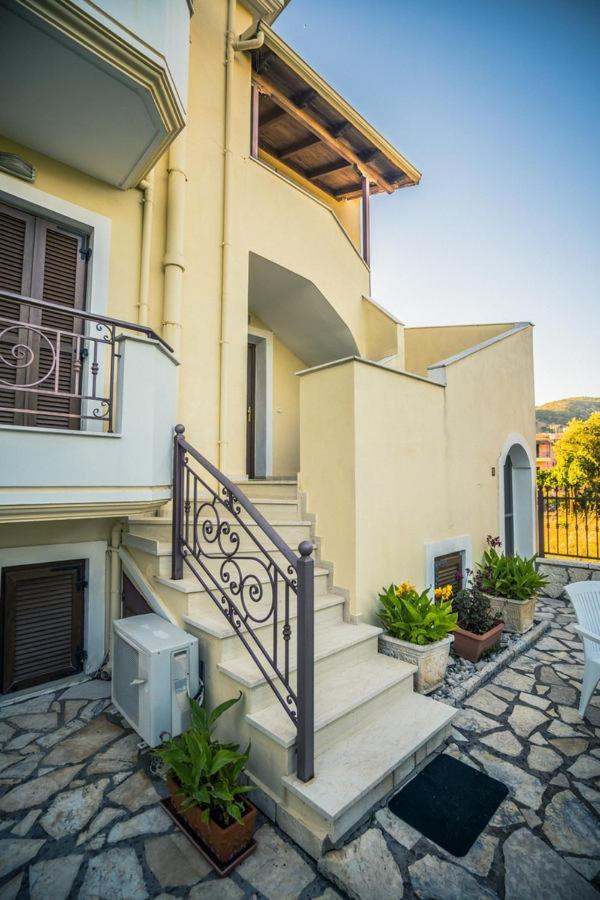 Villa Karolina Tsogkas ซิโวตา ภายนอก รูปภาพ